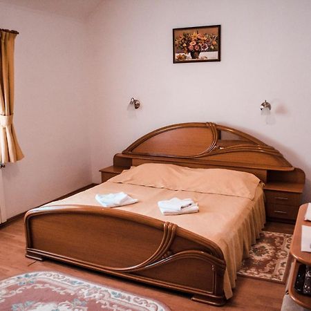 Pensiunea Ana Беїле-Фелікс Екстер'єр фото